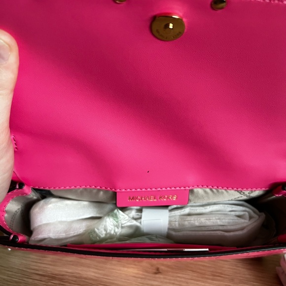 NWT MICHAEL MICHAEL KORS Croco Embossed Mona Large E/W Clutch in Camila Rose - Picture 10 of 11